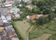 Ada yang Berbeda dari Rumah Ini di Cipanas — Selalu Dingin, Bahkan di Siang Hari