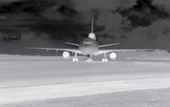 Penumpang Ini Mengaku Terjebak di Penerbangan yang Tak Pernah Terjadwal — Apa yang Sebenarnya Terjadi?